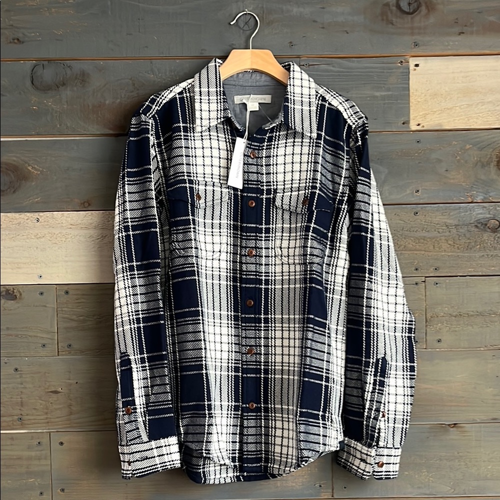 Outerknown Men's Blanket Plaid Button-Up Shirt Navy and White Size S